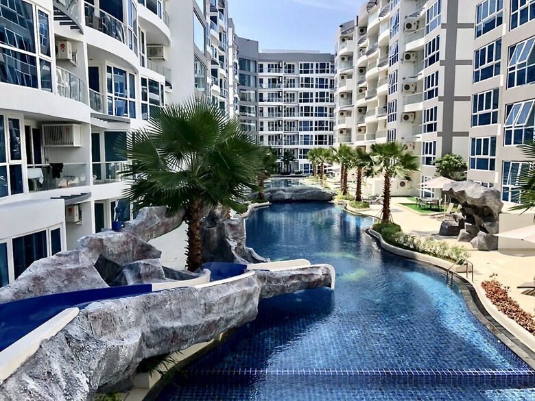 Luxury Apartments In Grand Avenue