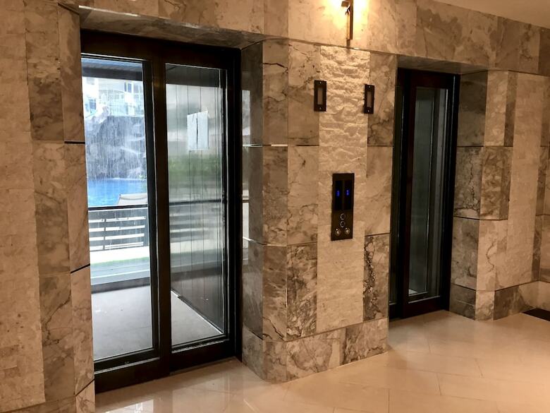 Luxury Apartments In Grand Avenue
