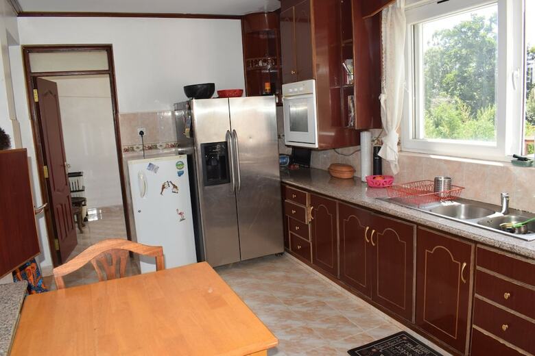 Bustani Apartment