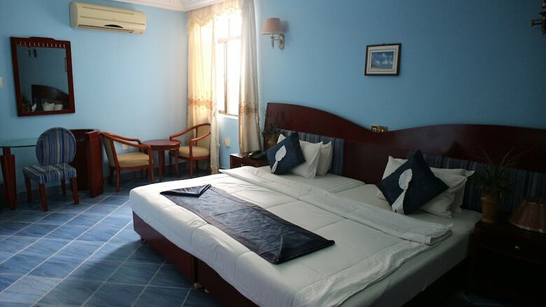 Krisview Hotel