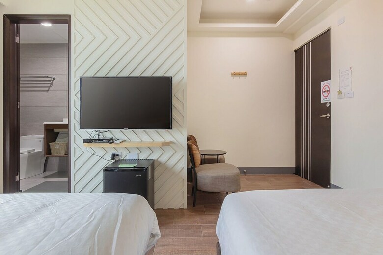 Hotel 98inn