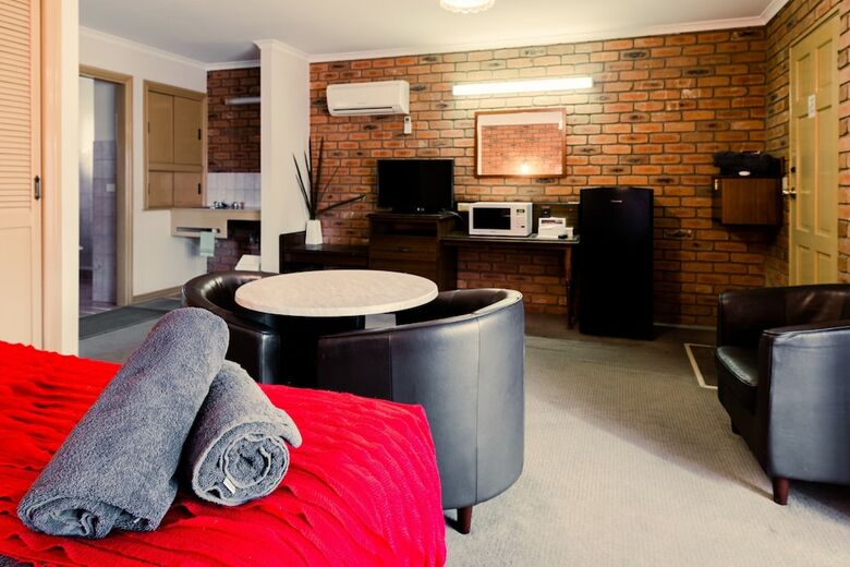 Castlemaine Colonial Motel