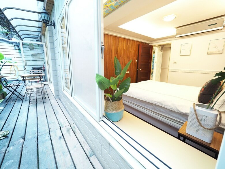 Hotel Near Stayreal Location