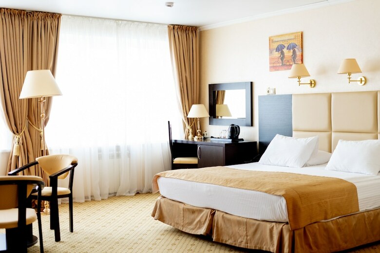 Amaks City Hotel