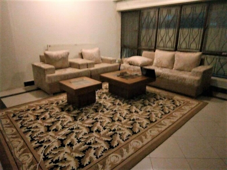 Hotel Capri Residency