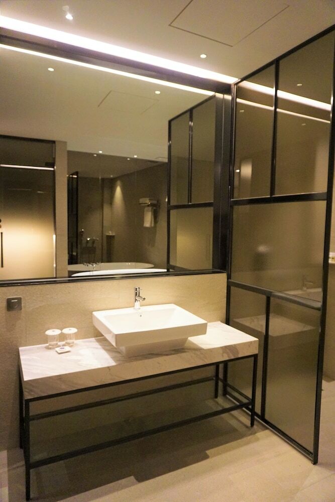 Yeoubi Hotel