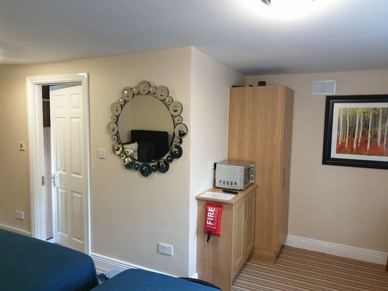 Hotel Double Bedroom Studio
