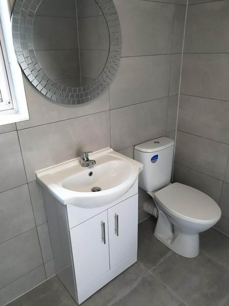 Hotel Double Bedroom Studio