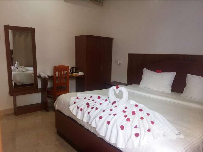 Hotel Sarthak Residency