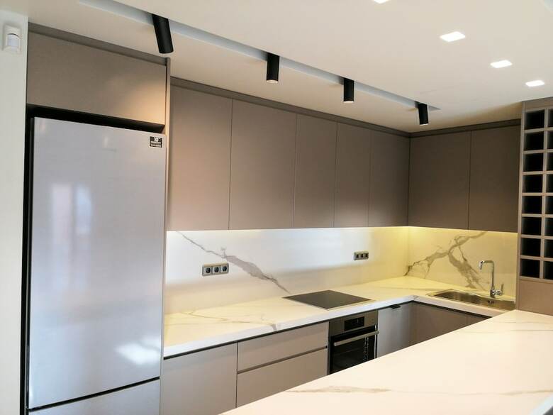 Luxurious Apartment In Acropolis