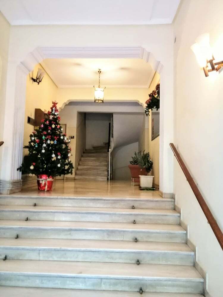 Luxurious Apartment In Acropolis