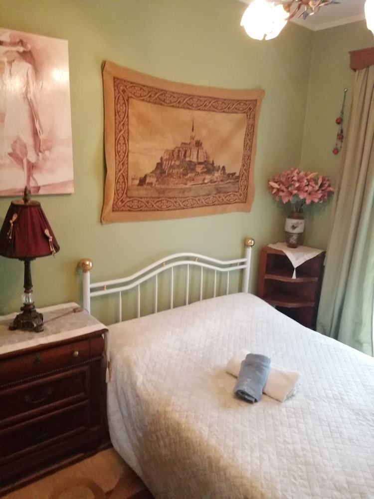 Helen's Family Home