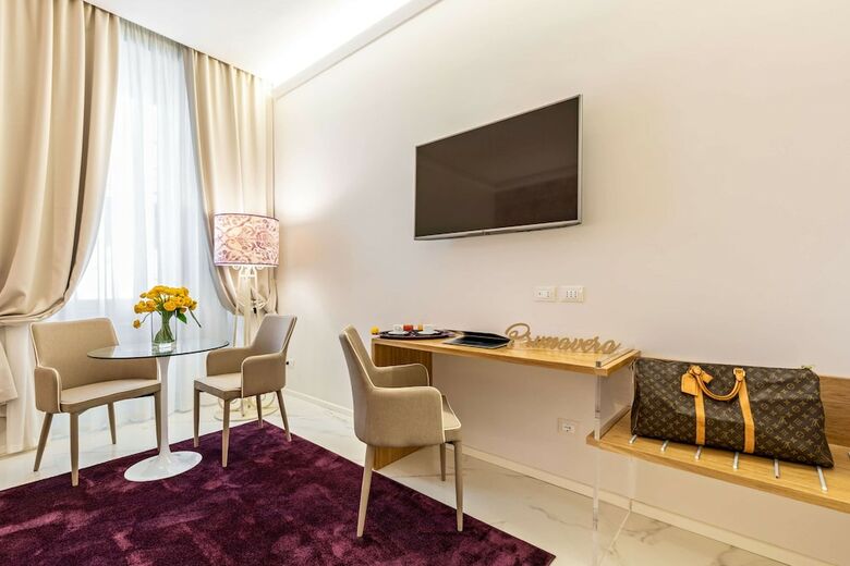 Hotel Cavour Suites Guest House