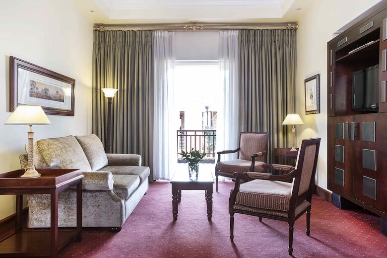 Faircity Quatermain Hotel