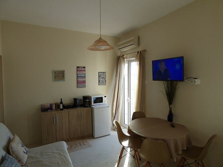 Hotel Paraportiani Guesthouse