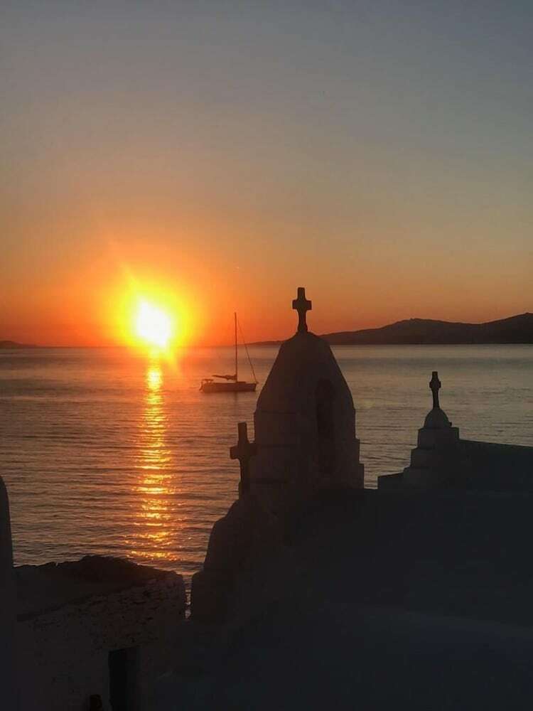 Hotel Paraportiani Guesthouse