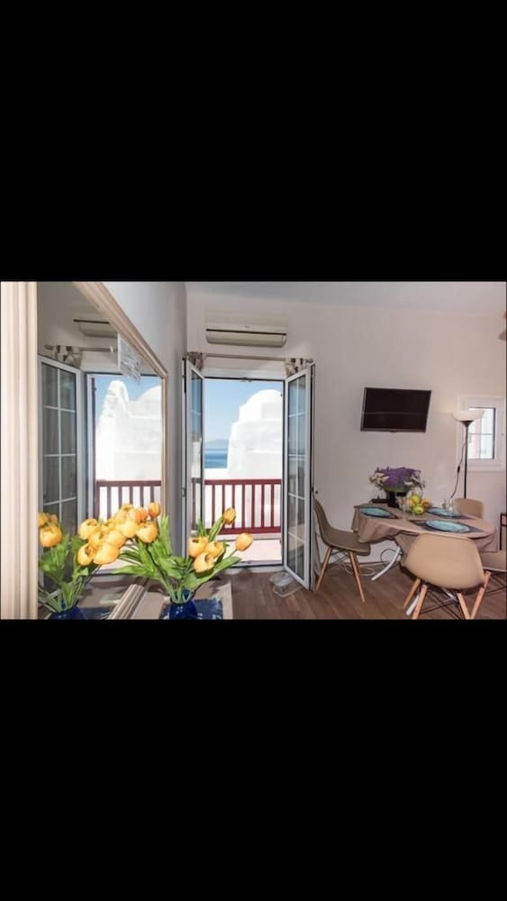 Hotel Paraportiani Guesthouse