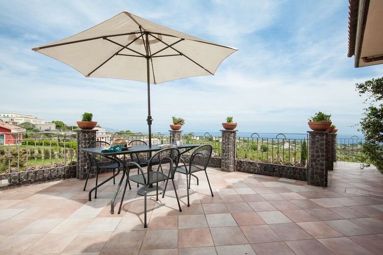 Apartamento Villa Etnamare