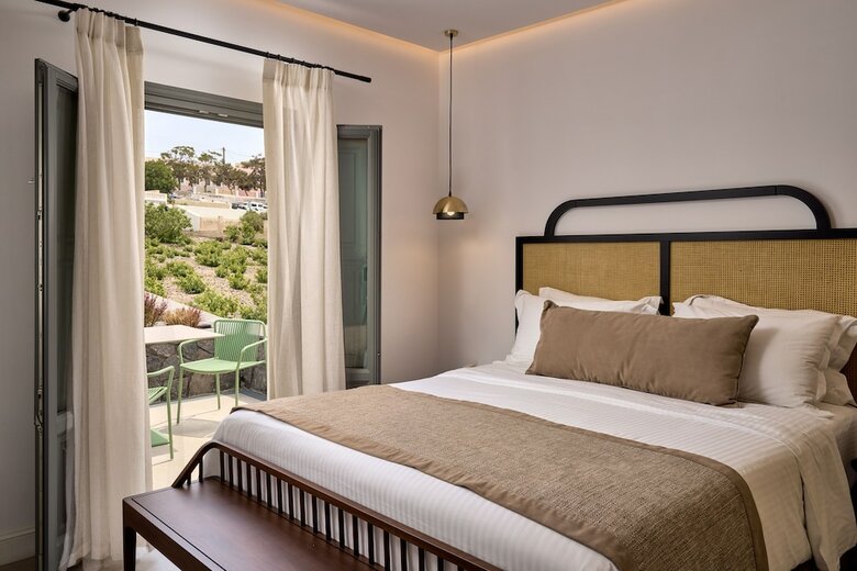 Alleys Boutique &  Spa Hotel