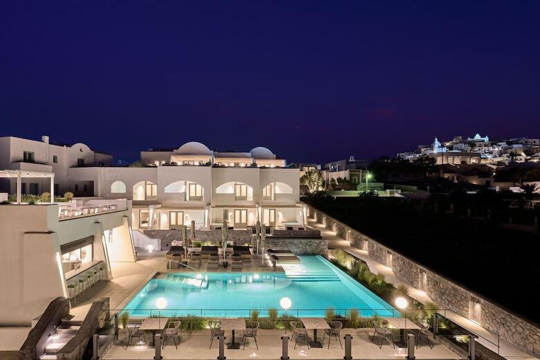 Alleys Boutique &  Spa Hotel