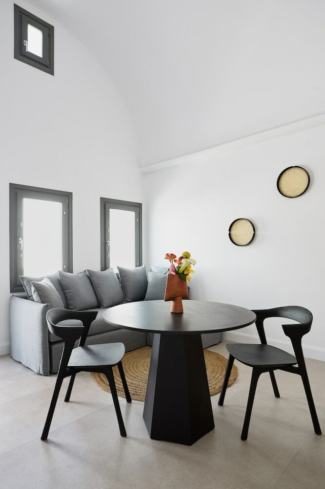 Alleys Boutique &  Spa Hotel