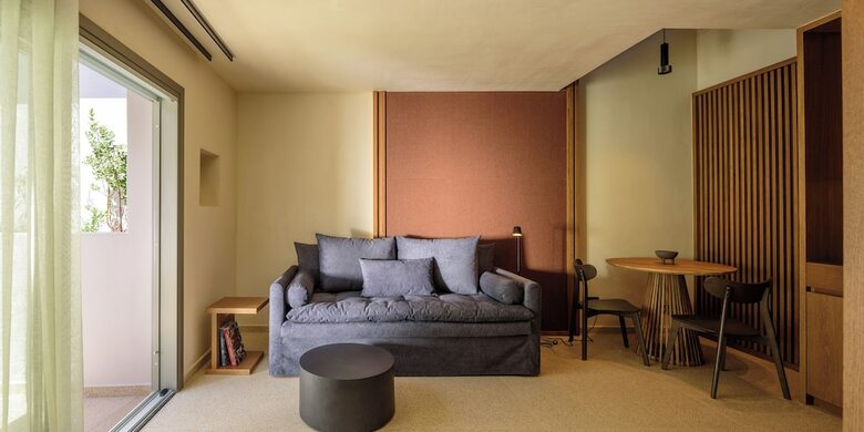 Alleys Boutique &  Spa Hotel