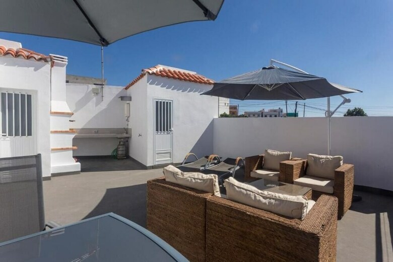 Casa Rural La Bodega, Moderna Y de Dise�o