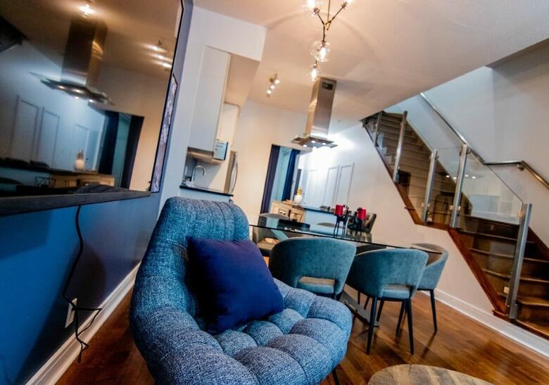 Designer Luxury 3 Bedroom Townhouse