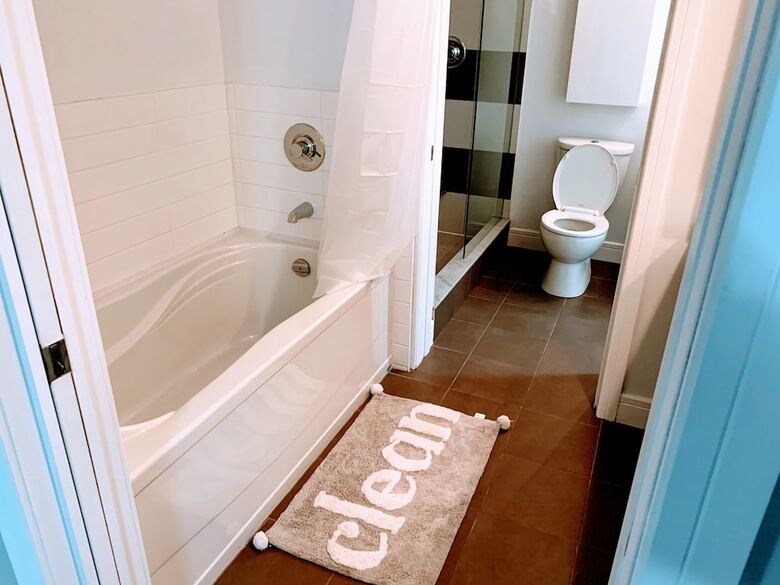 Designer Luxury 3 Bedroom Townhouse
