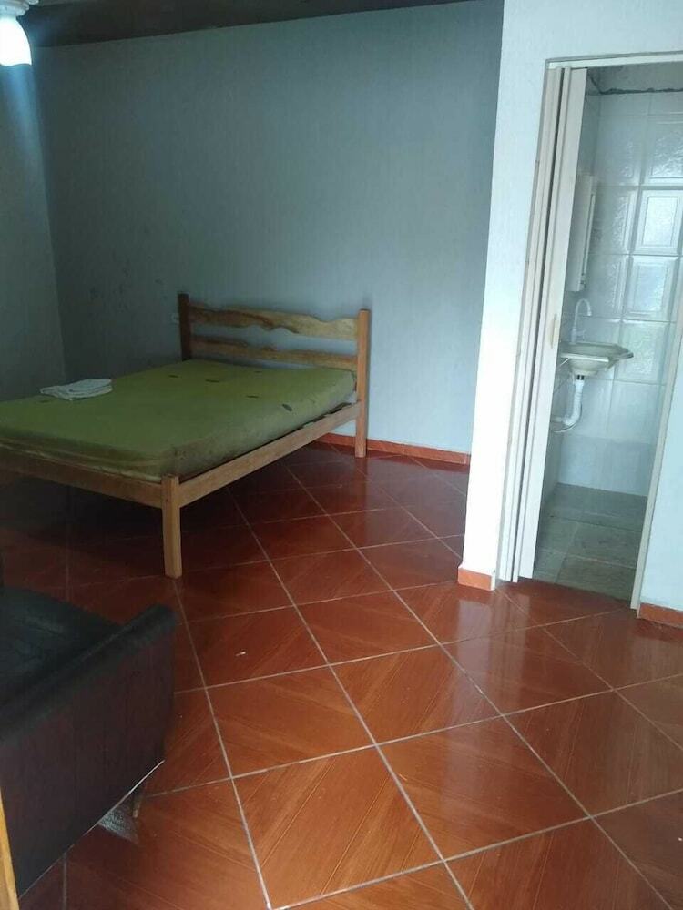 Hostal Hostel Do Val