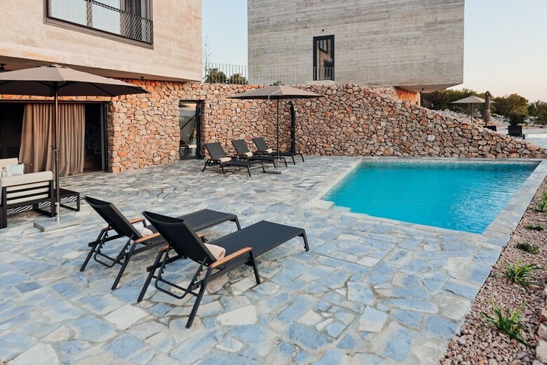 Lukovo Villas