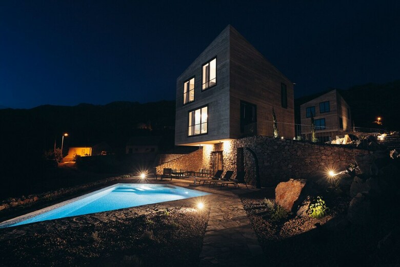 Lukovo Villas