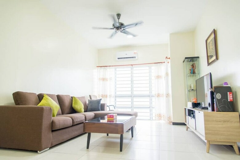Apartamentos One Residence Sekinchan Condo