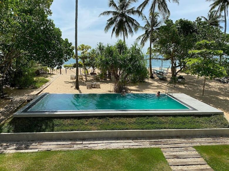 Serein Beach Hotel By Dbi
