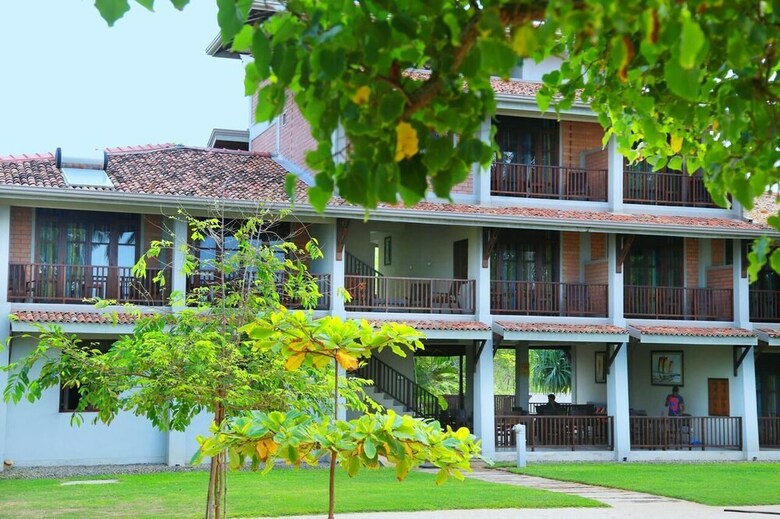 Serein Beach Hotel By Dbi