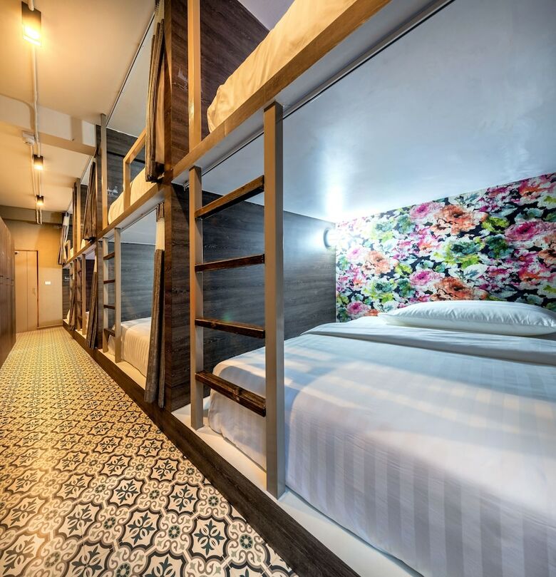Hostal Happy Station Hostel