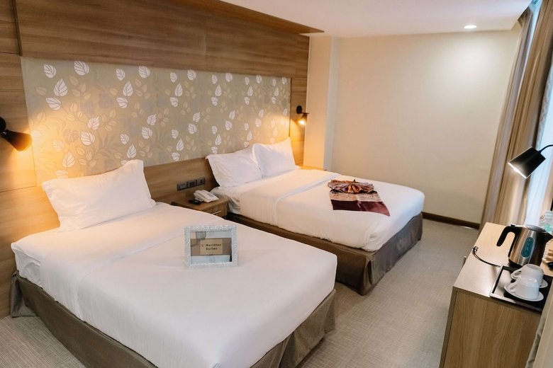 Hotel L Meridian Suites