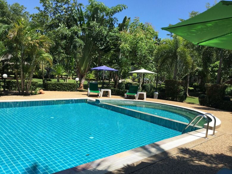Thip Residence Boutique Hotel