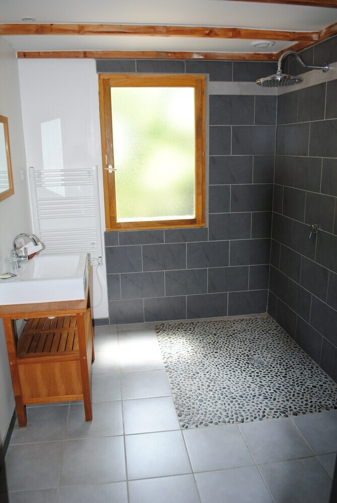 Cabana Bois Et Cailloux - Chalets Insolites