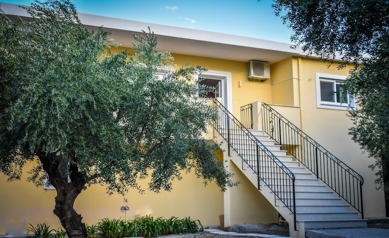 Olive Grove Private Residence