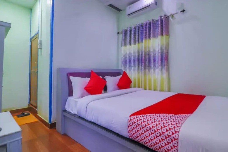 Oyo 726 Hotel Three S Pvt.ltd