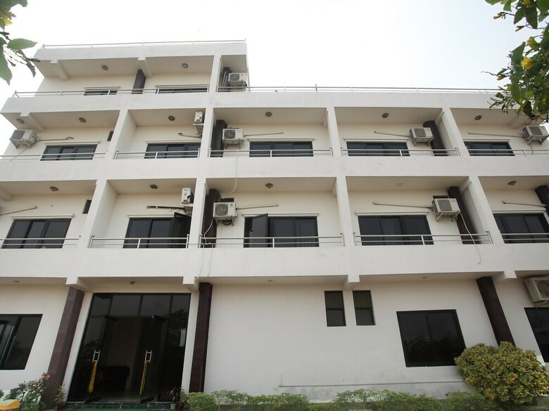 Oyo 731 Hotel Peace Zone
