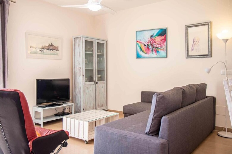 Nerja Holiday Rental Apartment, Plaza de Espa�a 8
