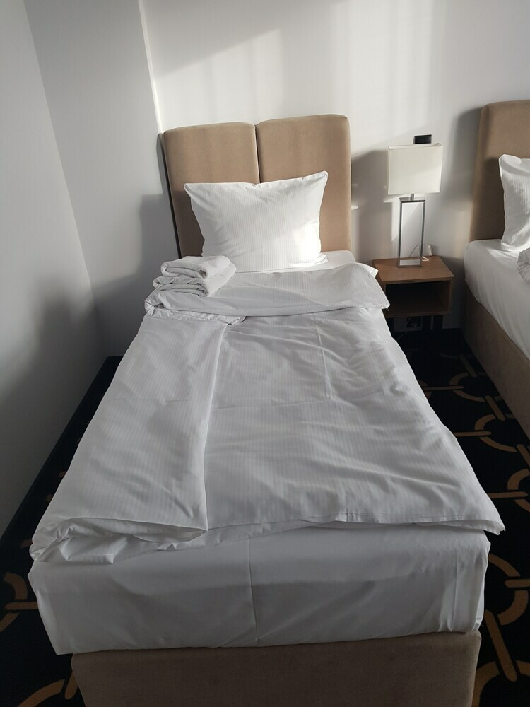 Hotel Kr�lewski Conference & Wedding