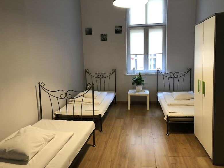 Hostal Green Hostel