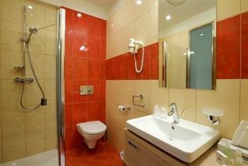 Hotel Ponteo - Activity Park Rusovce