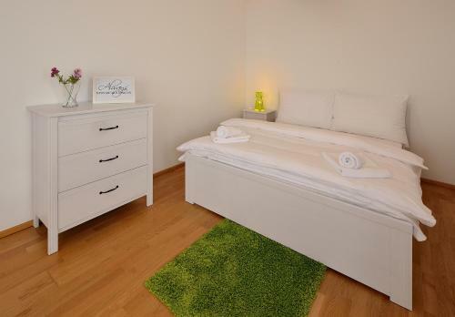 Ambiente Serviced Business Apartments - 29 Augusta Street