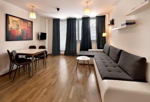 Ambiente Serviced Business Apartments - 29 Augusta Street