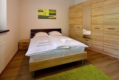 Ambiente Serviced Business Apartments - 29 Augusta Street
