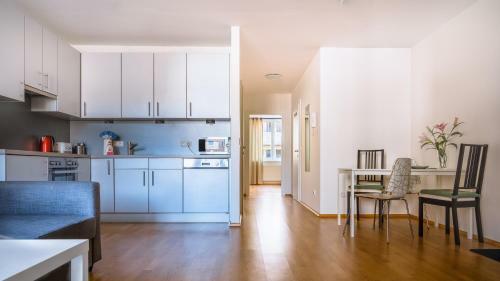 Ambiente Serviced Business Apartments - 29 Augusta Street